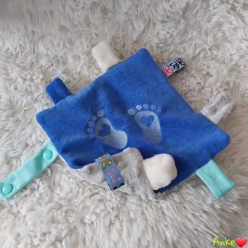 ITH Stickdatei Baby Fühltuch 👶 4