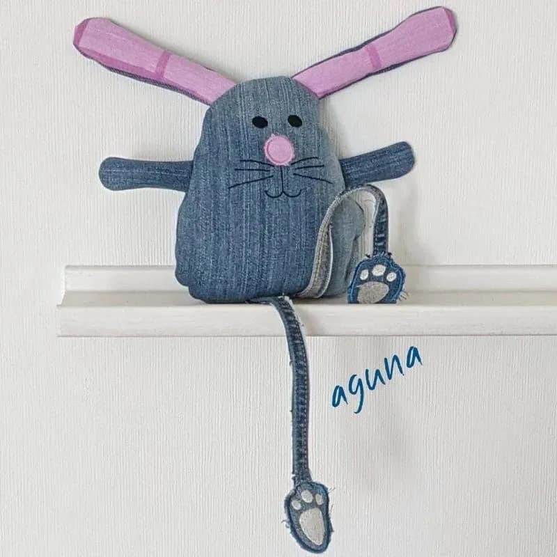 ITH Stickdatei verrückter Hase 4